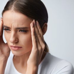Психосоматика: постоянная головная боль. Причины и что делать?
